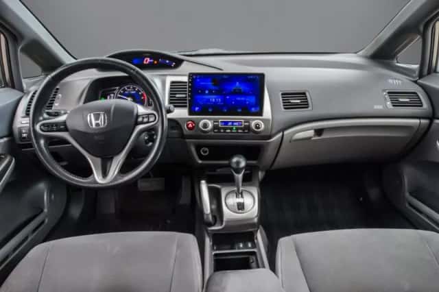 Honda Civic (2008) thumbnail 3