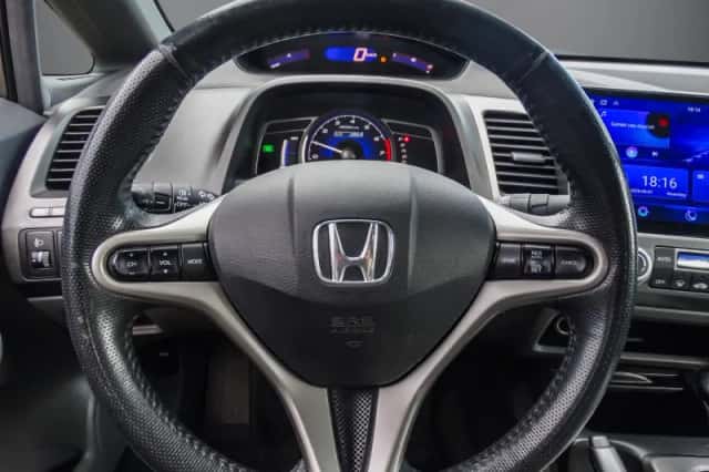 Honda Civic (2008) thumbnail 4