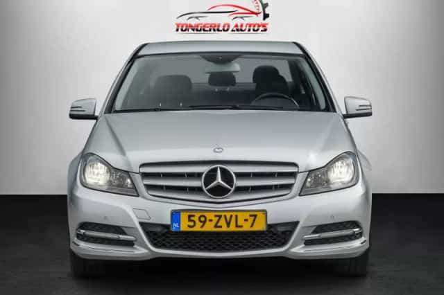 Mercedes-Benz C-Klasse (2013) thumbnail 2
