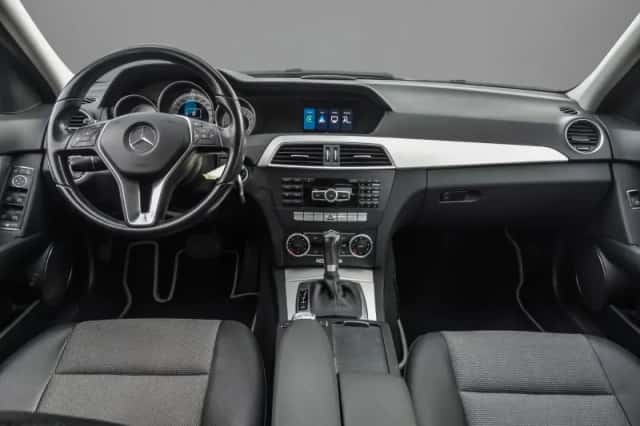 Mercedes-Benz C-Klasse (2013) thumbnail 3