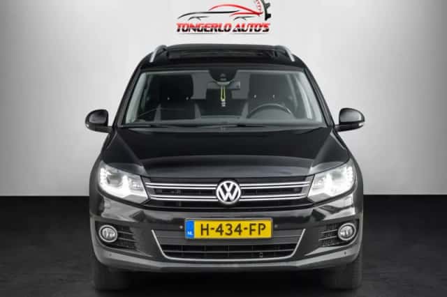Volkswagen Tiguan (2013) thumbnail 2