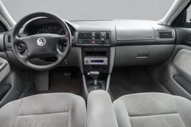 Volkswagen Golf (1998) thumbnail 3