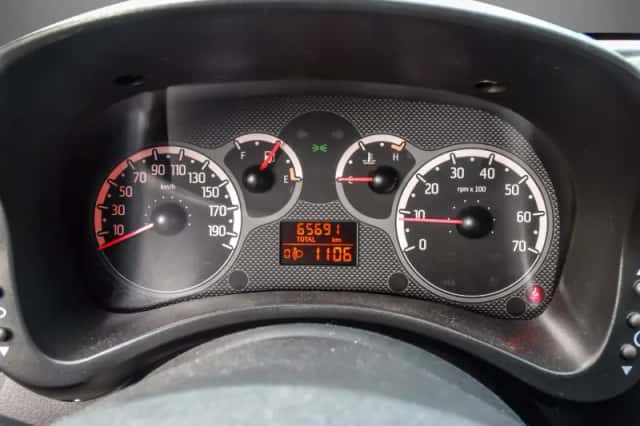 Fiat Panda (2010) thumbnail 4