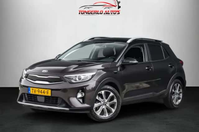 Kia Stonic (2018) thumbnail 1