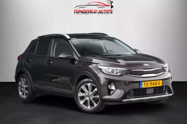 Kia Stonic (2018) thumbnail 6