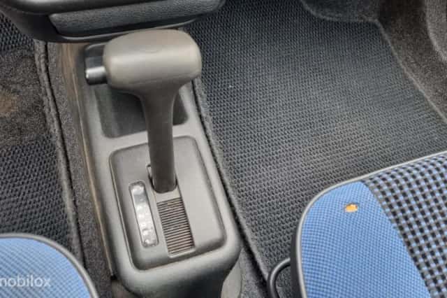 Peugeot 106 (1998) thumbnail 5