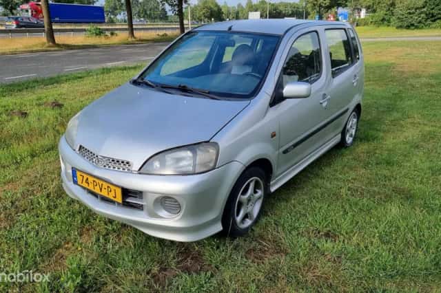 Daihatsu Young RV (2005) thumbnail 1