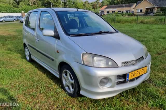 Daihatsu Young RV (2005) thumbnail 2
