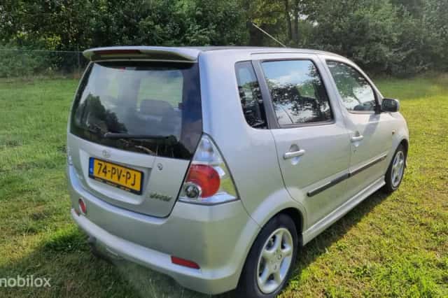 Daihatsu Young RV (2005) thumbnail 3