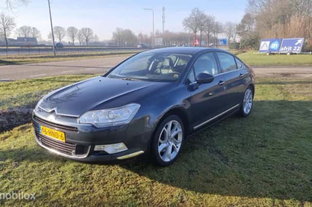 Citroën C5 (2009) thumbnail 2