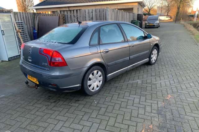 Citroën C5 (2005) thumbnail 4