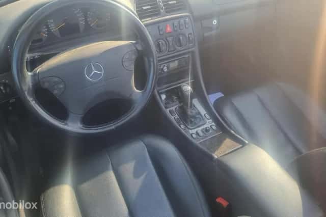 Mercedes-Benz CLK-Klasse (2001) thumbnail 6