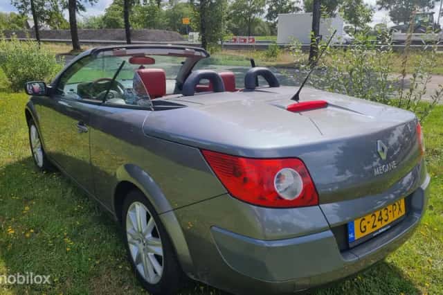 Renault Mégane (2007) thumbnail 3