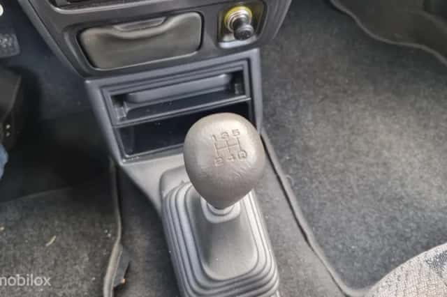 Daihatsu Sirion (2000) thumbnail 6