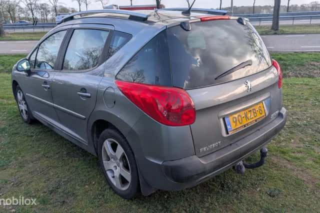 Peugeot 207 (2010) thumbnail 3