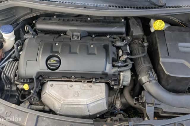Peugeot 207 (2010) thumbnail 5