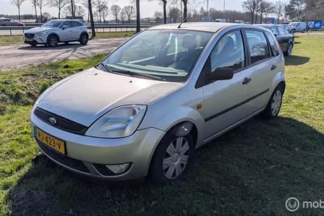 Ford Fiesta (2005) thumbnail 1