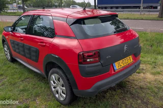 Citroën C4 Cactus (2016) thumbnail 4