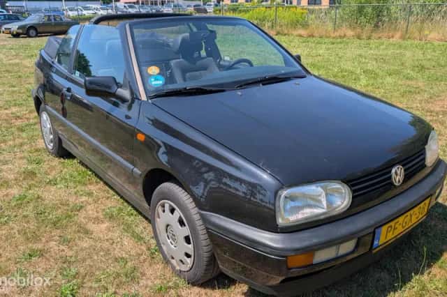 Volkswagen Golf (1996) thumbnail 1