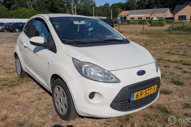 Ford Ka (2012) thumbnail 1