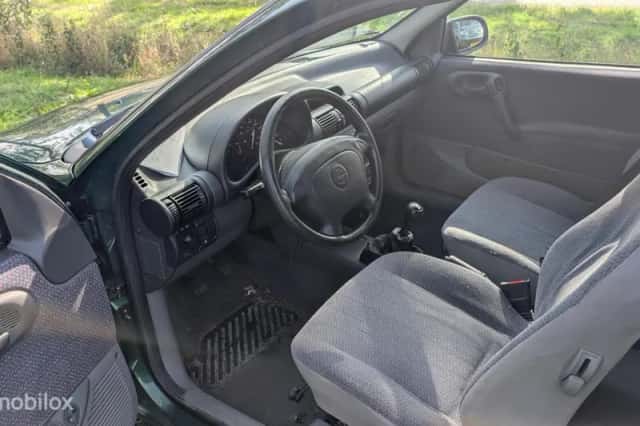Opel Corsa (1997) thumbnail 4