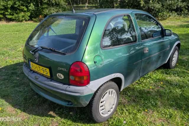 Opel Corsa (1997) thumbnail 5