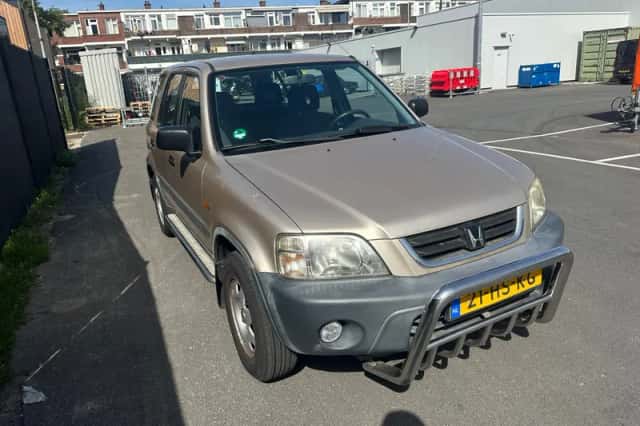 Honda CR-V (2001) thumbnail 1