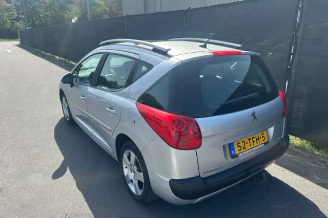 Peugeot 207 (2012) thumbnail 3