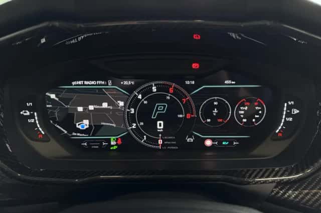Lamborghini Urus (2025) thumbnail 6