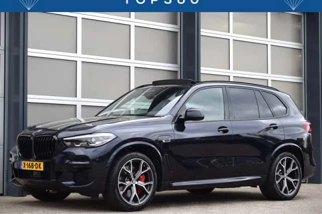 BMW X5 (2023) thumbnail 1