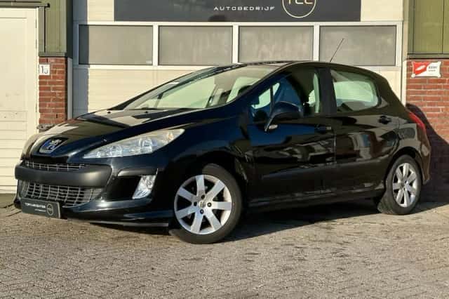 Peugeot 308 (2007) thumbnail 3