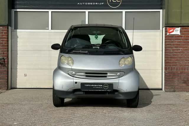 Smart ForTwo (2004) thumbnail 2