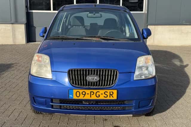 Kia Picanto (2004) thumbnail 2