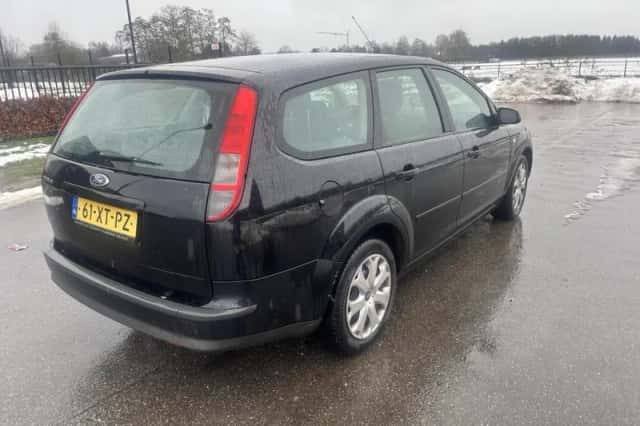 Ford Focus (2007) thumbnail 3