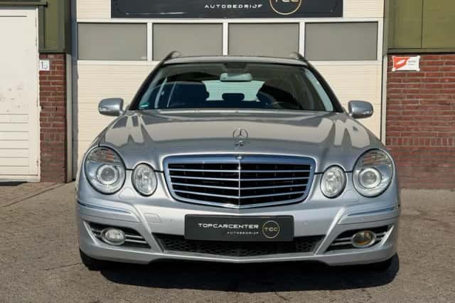 Mercedes-Benz E-Klasse (2008) thumbnail 2