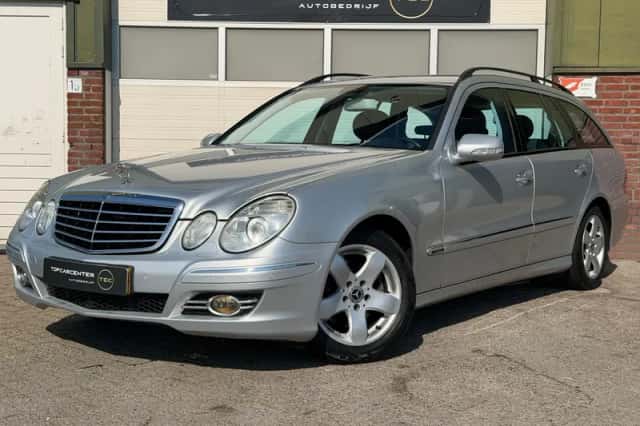 Mercedes-Benz E-Klasse (2008) thumbnail 3