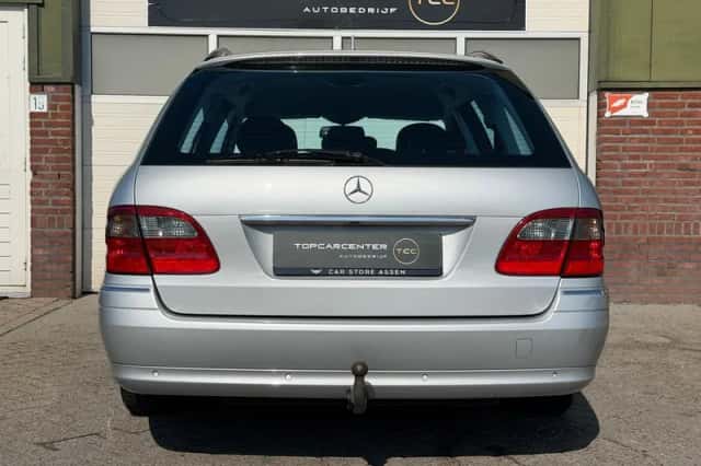 Mercedes-Benz E-Klasse (2008) thumbnail 5