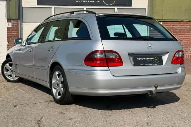 Mercedes-Benz E-Klasse (2008) thumbnail 6