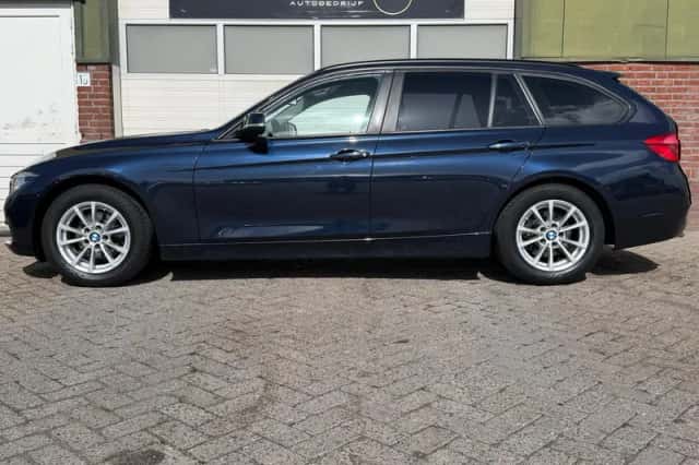 BMW 3-Serie (2017) thumbnail 4