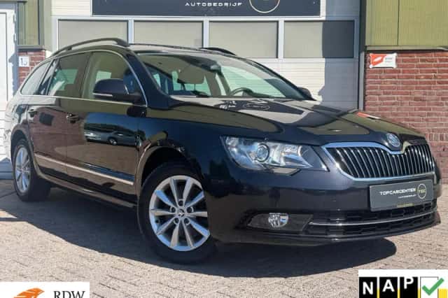 Škoda Superb (2014) thumbnail 1