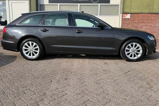 Audi A6 (2012) thumbnail 5