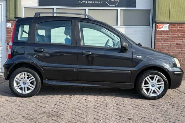 Fiat Panda (2005) thumbnail 5