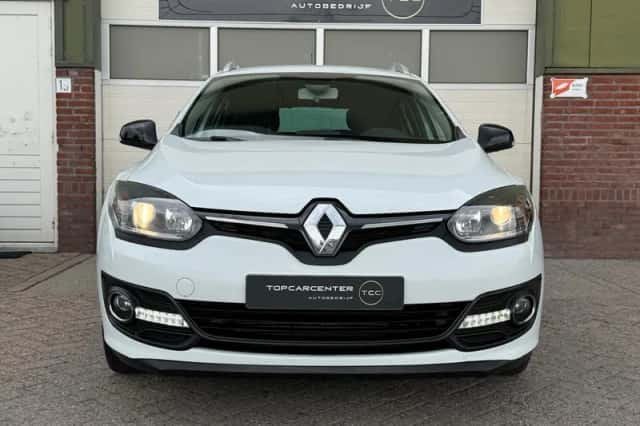 Renault Mégane (2016) thumbnail 2