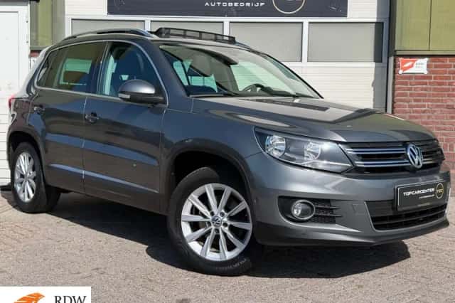 Volkswagen Tiguan (2012) thumbnail 1