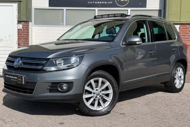 Volkswagen Tiguan (2012) thumbnail 3