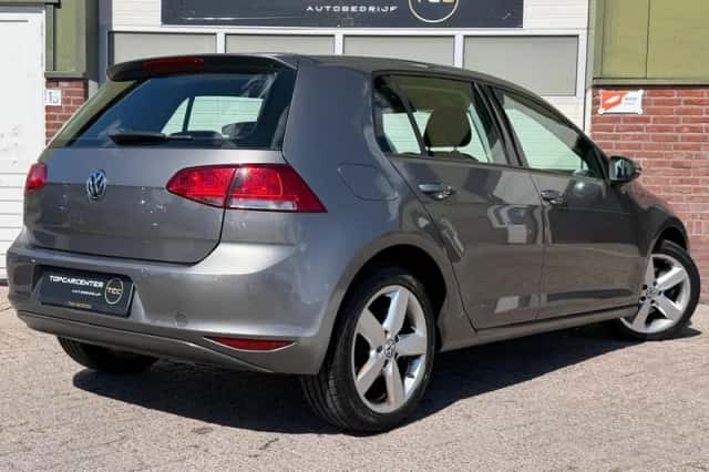 Volkswagen Golf (2013) thumbnail 6