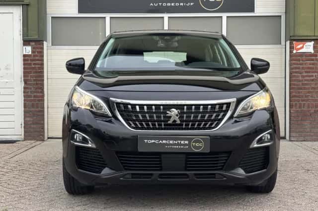 Peugeot 3008 (2017) thumbnail 2