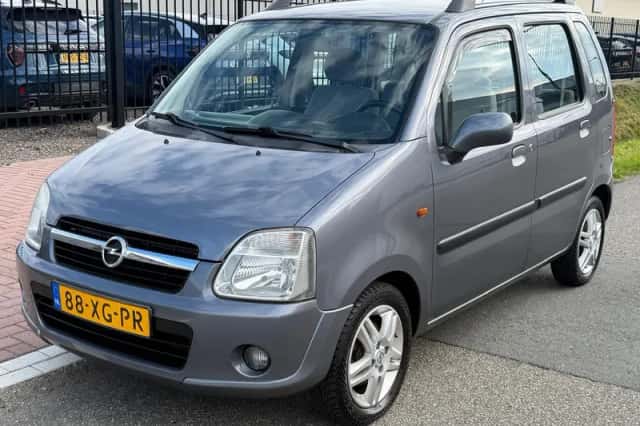 Opel Agila (2007) thumbnail 3