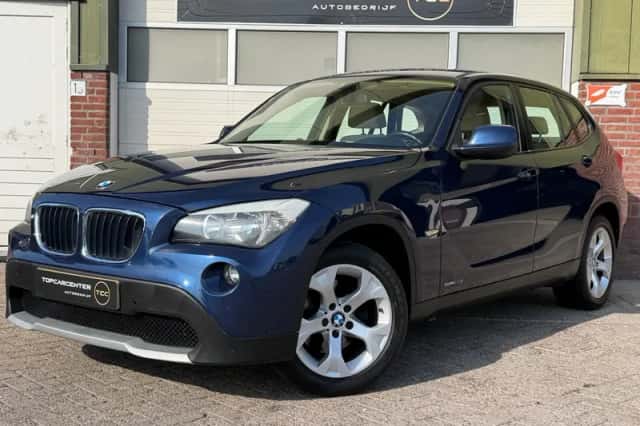 BMW X1 (2011) thumbnail 3