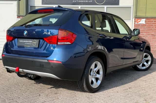 BMW X1 (2011) thumbnail 6